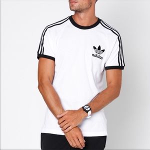 White Adidas t shirt